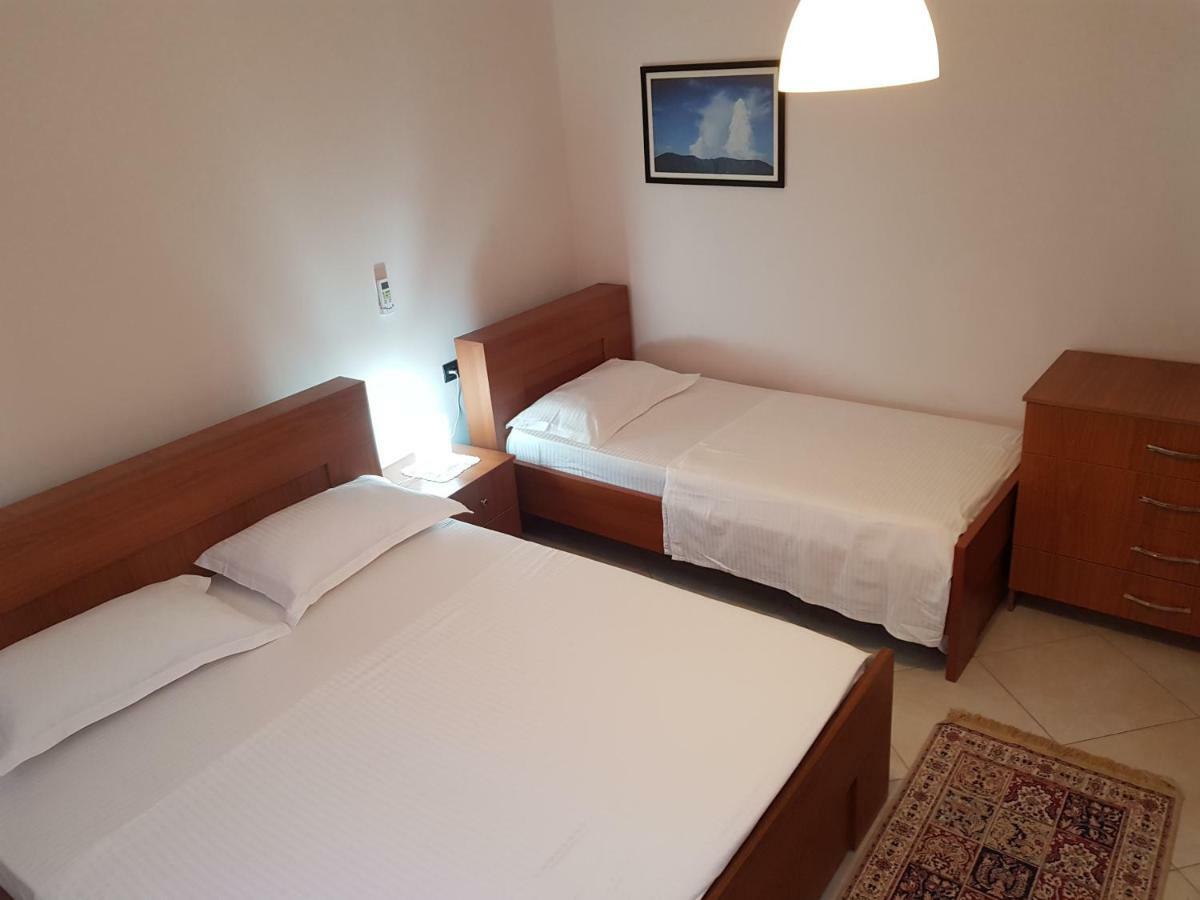 Ilir Guest House 1 Përmet Exteriér fotografie